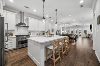 118 E 27th Street B, Houston, TX 77008
