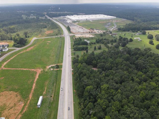 6520 Highway 101, Woodruff, SC 29388