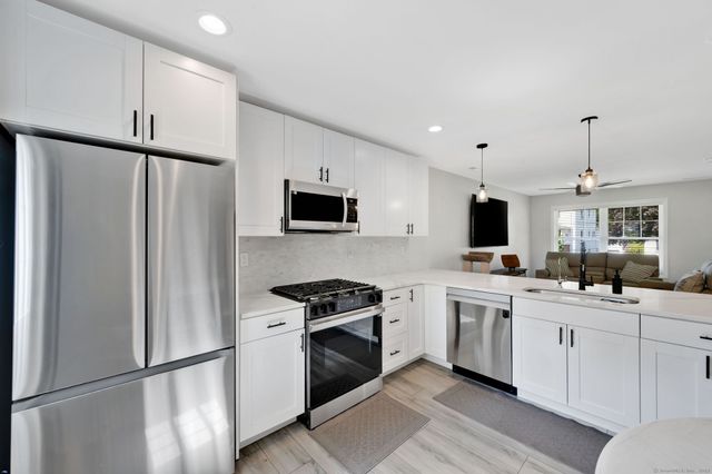 115 South Street Extension, Bristol, CT 06010