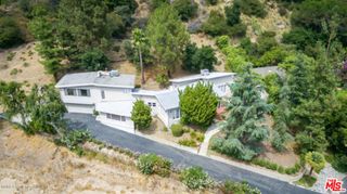 5249 Escalante Drive, La Canada Flintridge, CA 91011
