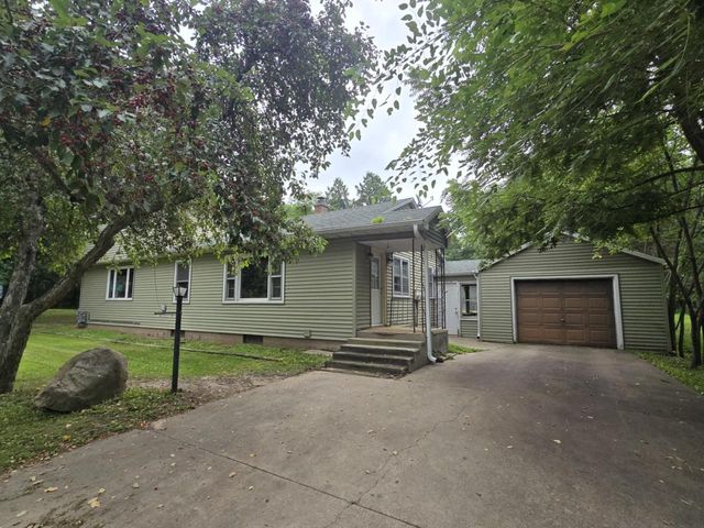 N3724 STATE ROAD 152, Wautoma, WI 54982