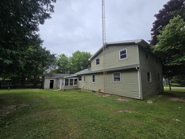 N3724 STATE ROAD 152, Wautoma, WI 54982