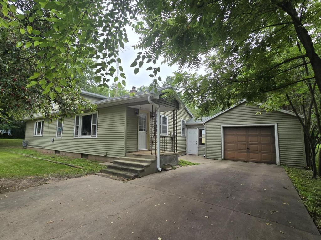 N3724 STATE ROAD 152, Wautoma, WI 54982