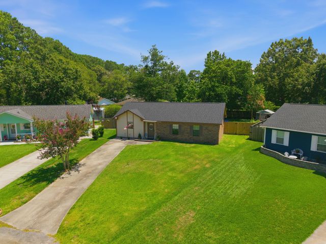 114 Mcduffie Court, Summerville, SC 29486
