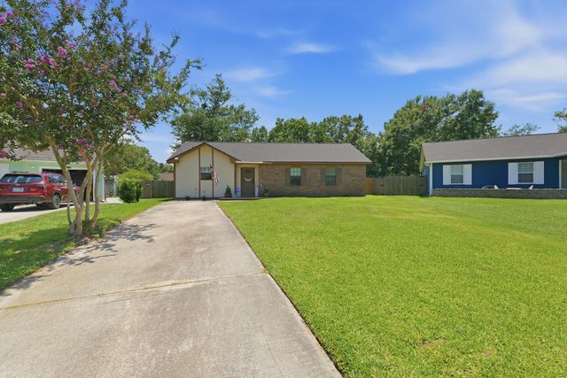 114 Mcduffie Court, Summerville, SC 29486