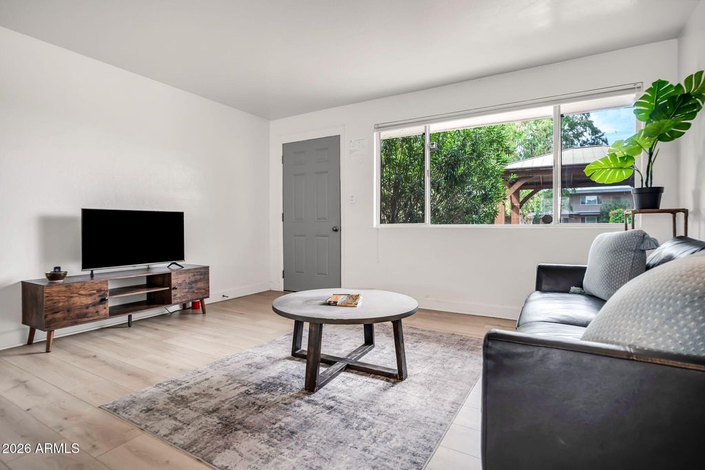 1111 E TURNEY Avenue 3, Phoenix, AZ 85014 — photo 4