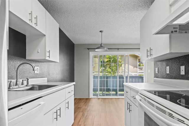 46-1069 Emepela Way 3U, Kaneohe, HI 96744