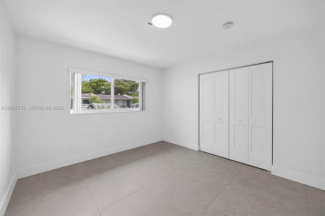 10006 SW 23rd Terrace, Miami, FL 33165