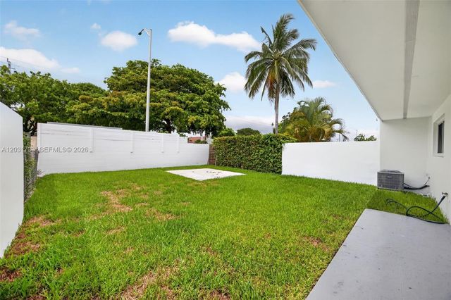 10006 SW 23rd Terrace, Miami, FL 33165