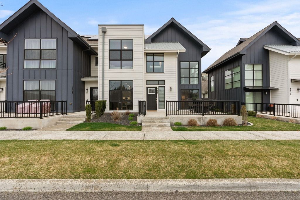 2388 W Centennial Pl, Spokane, WA 99201 photo 4
