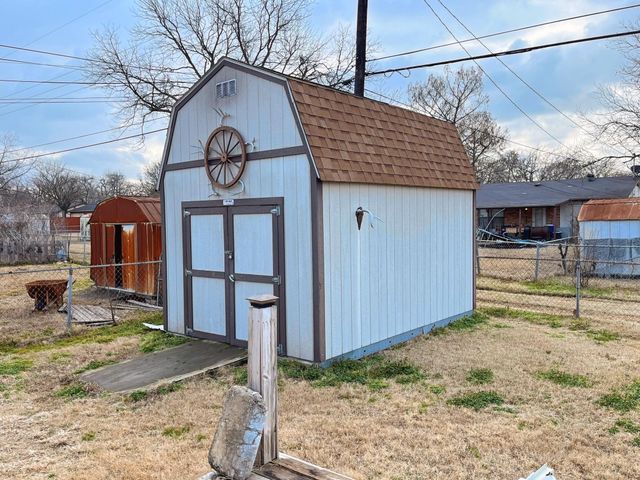 904 Miranda Drive, Mesquite, TX 75149