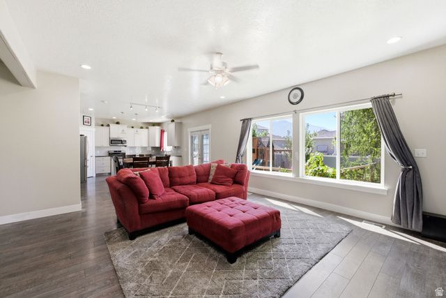 344 E 700 N, Springville, UT 84663