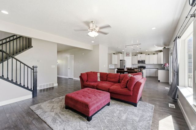 344 E 700 N, Springville, UT 84663