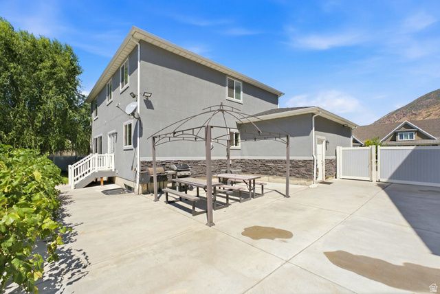 344 E 700 N, Springville, UT 84663
