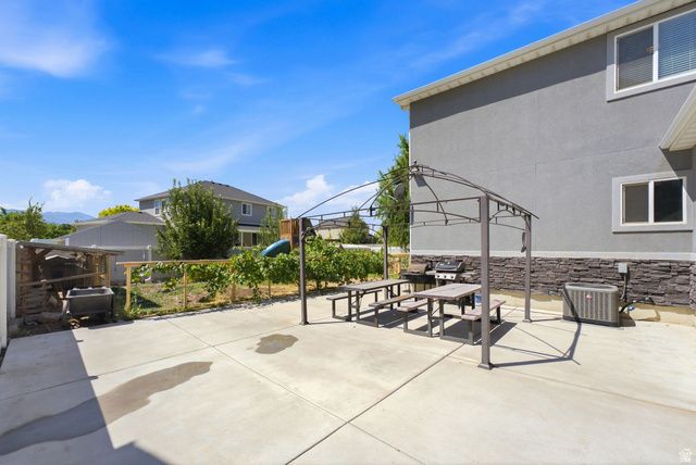344 E 700 N, Springville, UT 84663