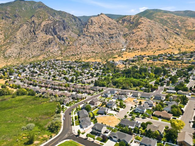 344 E 700 N, Springville, UT 84663
