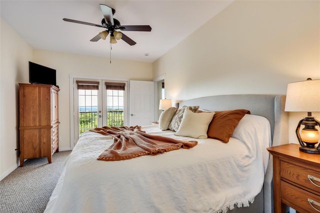 5200 Arrowhead DR, Lago Vista, TX 78645