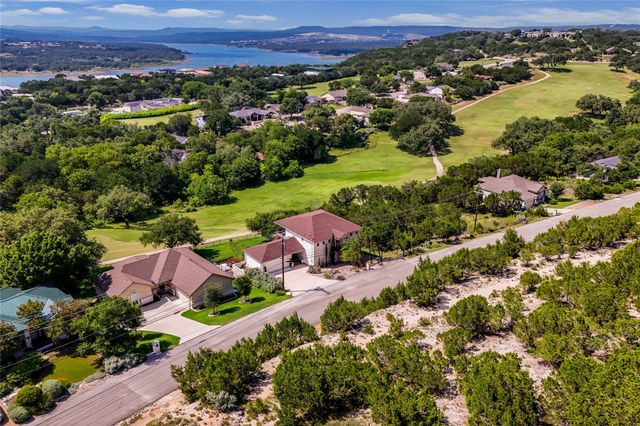5200 Arrowhead DR, Lago Vista, TX 78645