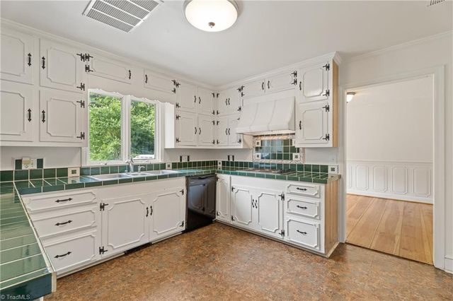 8217 Styers Ferry Road, Clemmons, NC 27012