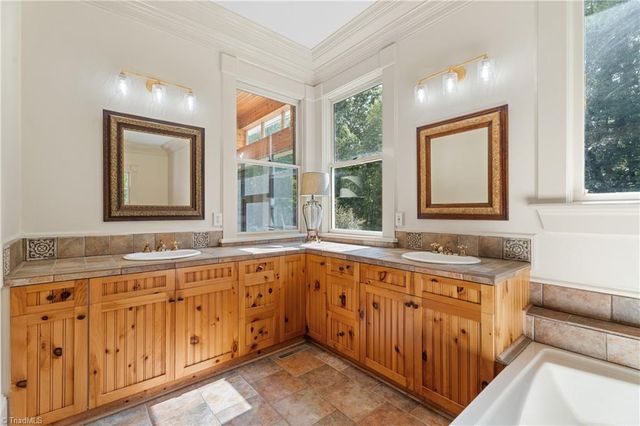 8217 Styers Ferry Road, Clemmons, NC 27012