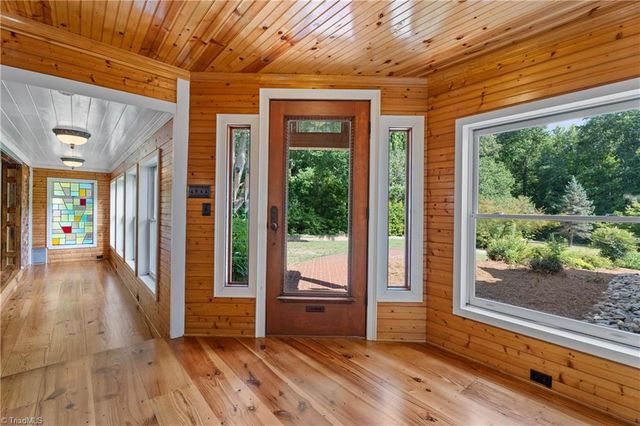8217 Styers Ferry Road, Clemmons, NC 27012