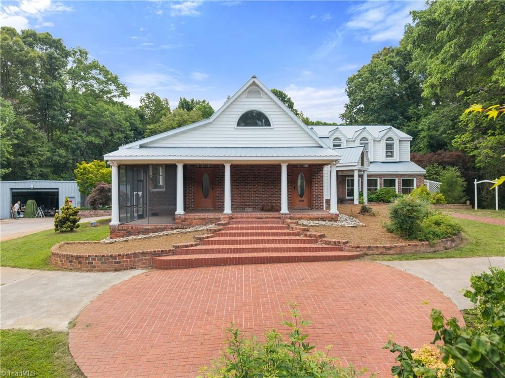 8217 Styers Ferry Road, Clemmons, NC 27012