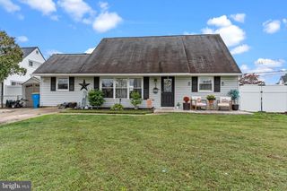 39 JEWEL LN, Levittown, PA 19055