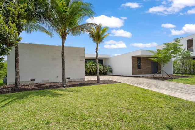 16539 N Botaniko Dr Drive N, Weston, FL 33326
