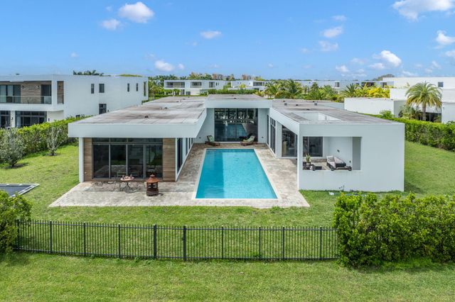 16539 N Botaniko Dr Drive N, Weston, FL 33326