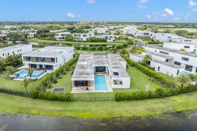 16539 N Botaniko Dr Drive N, Weston, FL 33326