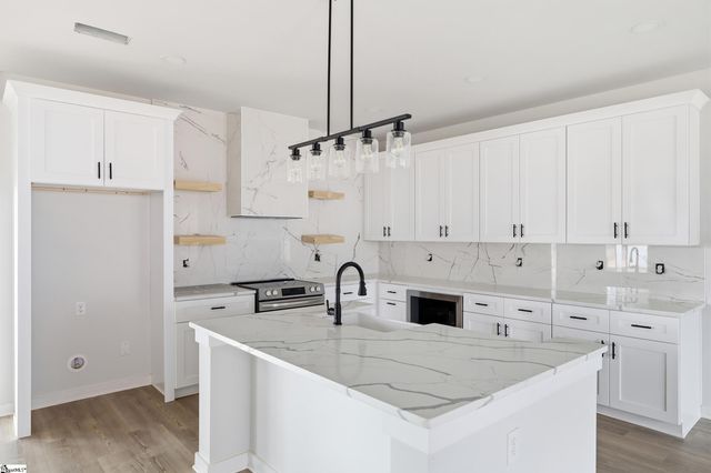 178 Buncombe Street, Woodruff, SC 29388