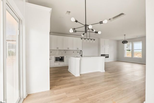 178 Buncombe Street, Woodruff, SC 29388