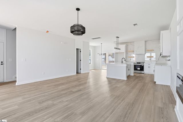 178 Buncombe Street, Woodruff, SC 29388