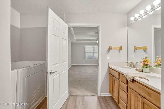 722 Cameron Ridge Rd, Shepherdsville, KY 40165