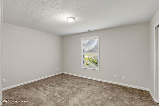722 Cameron Ridge Rd, Shepherdsville, KY 40165