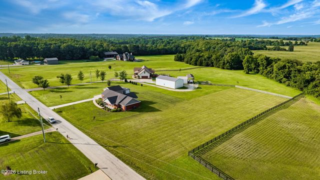 722 Cameron Ridge Rd, Shepherdsville, KY 40165