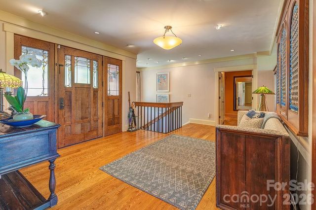 24 Westhaven Drive, Asheville, NC 28804