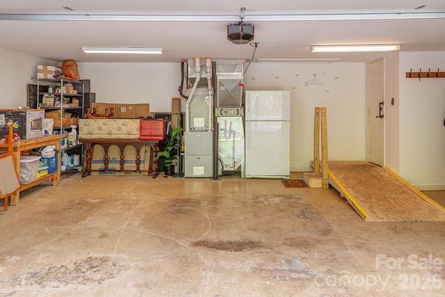 24 Westhaven Drive, Asheville, NC 28804
