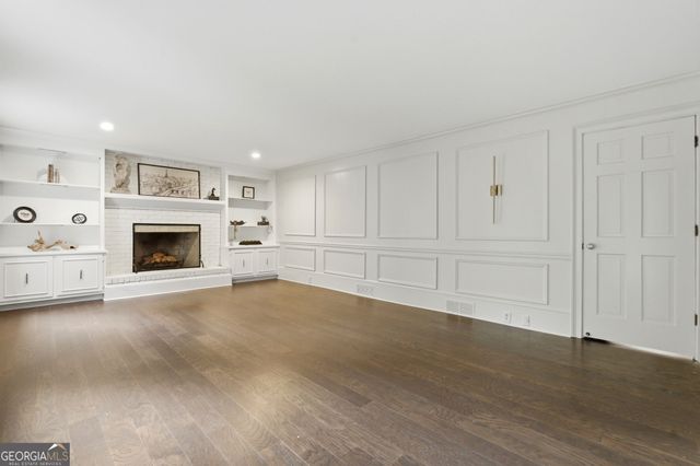 255 Waverly Hall Drive, Roswell, GA 30075