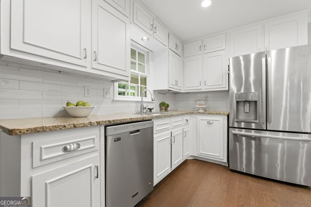 255 Waverly Hall Drive, Roswell, GA 30075