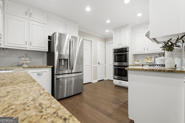 255 Waverly Hall Drive, Roswell, GA 30075
