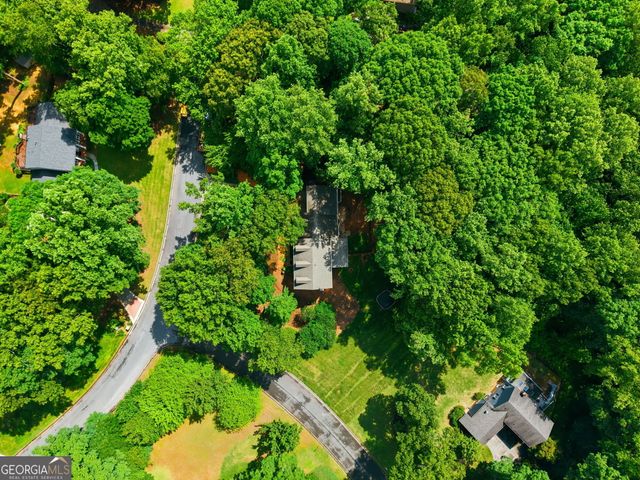 255 Waverly Hall Drive, Roswell, GA 30075