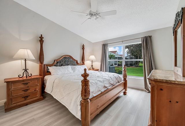 8591 Logia Circle, Boynton Beach, FL 33472