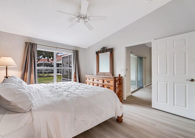 8591 Logia Circle, Boynton Beach, FL 33472