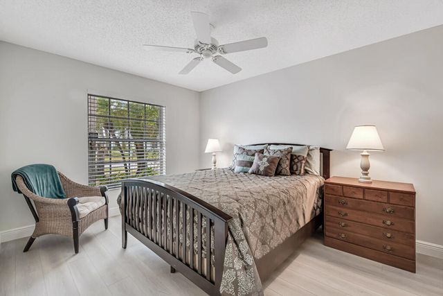 8591 Logia Circle, Boynton Beach, FL 33472