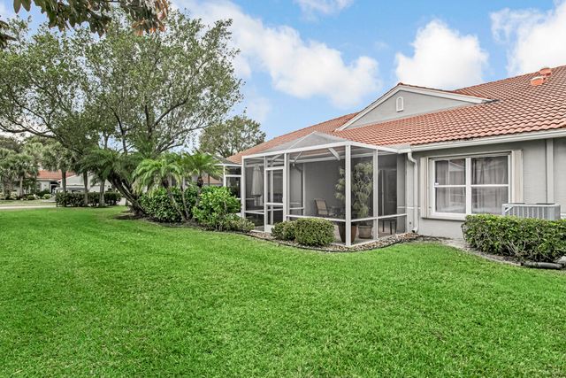 8591 Logia Circle, Boynton Beach, FL 33472