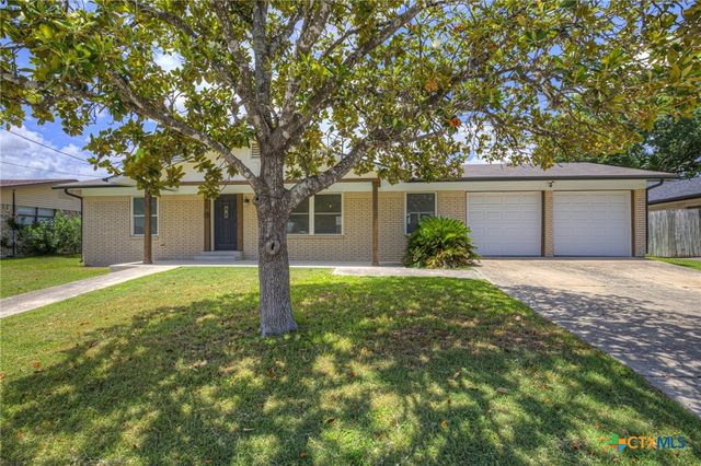 608 Creek Drive, New Braunfels, TX 78130