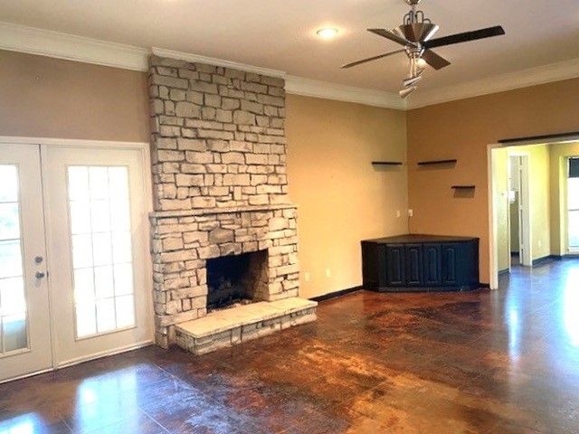 1117 Hillside Drive, Athens, TX 75751