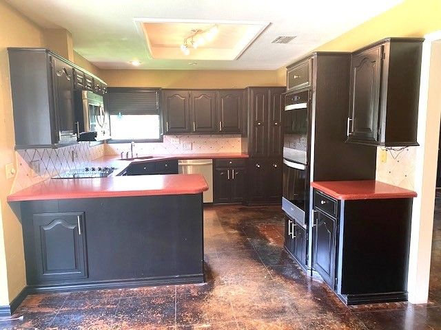1117 Hillside Drive, Athens, TX 75751