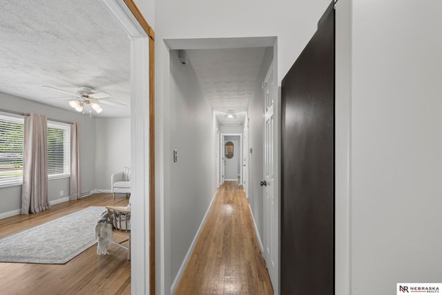 1327 Main Street, Bellevue, NE 68005